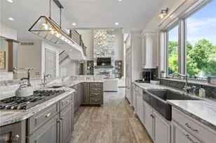 455 Via Avellino St, North Lima, OH 44452 - Photo 9