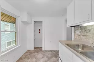 508 Hammel St, Akron, OH 44306 - Photo 7