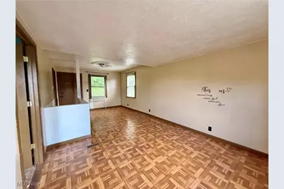 120 Wall Street, Weirton, WV 26062 - Photo 5