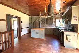 268 S Bayshore Dr, Columbiana, OH 44408 - Photo 13