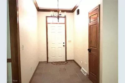 268 S Bayshore Drive, Columbiana, OH 44408 - Photo 5