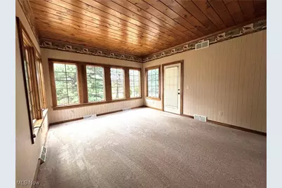 268 S Bayshore Drive, Columbiana, OH 44408 - Photo 9