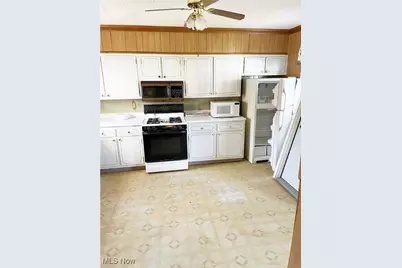 305 Grandview Ave, Mingo Junction, OH 43938 - Photo 5