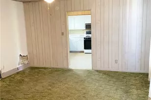 305 Grandview Ave, Mingo Junction, OH 43938 - Photo 3