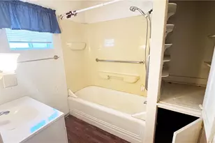 305 Grandview Ave, Mingo Junction, OH 43938 - Photo 9