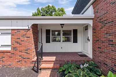 11167 Northwood Avenue NE, Bolivar, OH 44612 - Photo 3