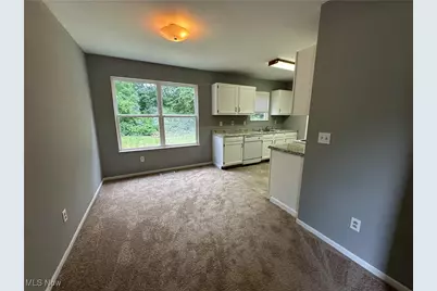 933 W 37th Street, Ashtabula, OH 44004 - Photo 5