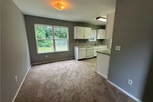 933 W 37th St, Ashtabula, OH 44004 - Photo 5