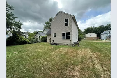 933 W 37th Street, Ashtabula, OH 44004 - Photo 19