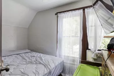 6703 Claasen Avenue, Loveland, OH 44105 - Photo 9