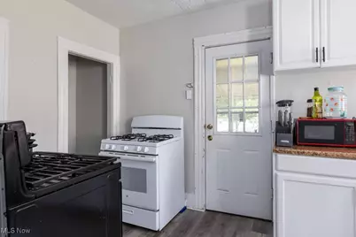 6703 Claasen Avenue, Loveland, OH 44105 - Photo 5