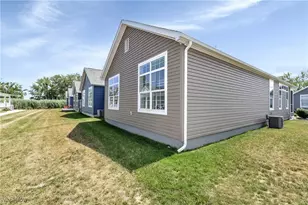 10850 E Bayshore Rd, Marblehead, OH 43440 - Photo 41