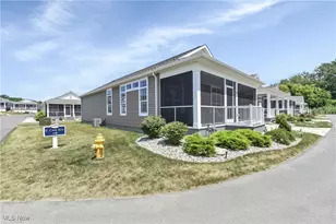 10850 E Bayshore Rd, Marblehead, OH 43440 - Photo 5