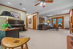 1806 Pennsylvania Ave, Belpre, OH 45714 - Photo 31