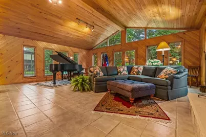 1806 Pennsylvania Avenue, Belpre, OH 45714 - Photo 37