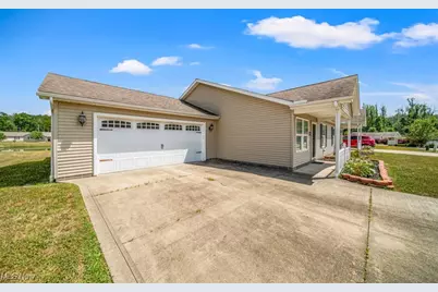 309 Woodland Way #A, Jefferson, OH 44047 - Photo 3