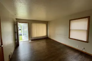 19289 Stafford Ave, Maple Heights, OH 44137 - Photo 3