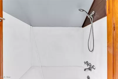 915 Helmsdale Road #3, Loveland, OH 44112 - Photo 11