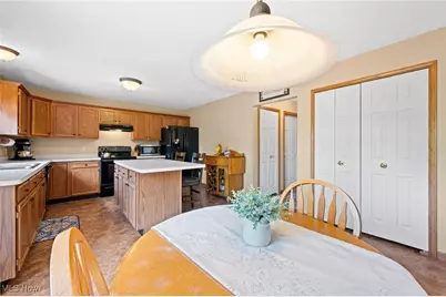 107 Cedar Glen, Chardon, OH 44024 - Photo 11