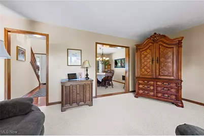 107 Cedar Glen, Chardon, OH 44024 - Photo 7