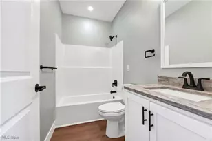 10850 E Bayshore Rd, Marblehead, OH 43440 - Photo 23