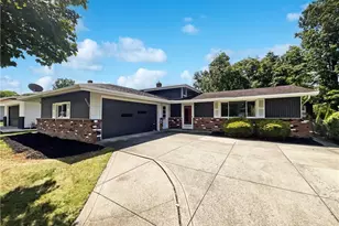 5300 Sherwood Dr, Loveland, OH 44126 - Photo 1