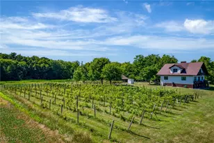 1841 Barnum Rd, Geneva, OH 44041 - Photo 9