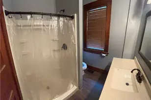 329 N 7th St, Marietta, OH 45750 - Photo 15