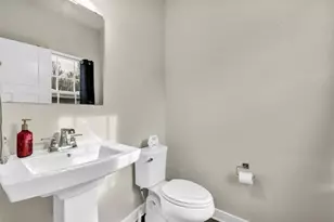 5454 Schueller Blvd, Sheffield Village, OH 44054 - Photo 23