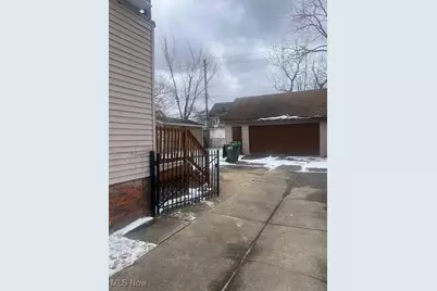 13208 Maplerow Avenue, Loveland, OH 44105 - Photo 3