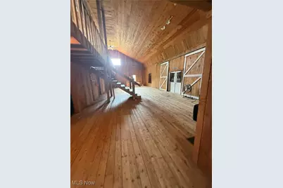 9189 E Pike, Norwich, OH 43767 - Photo 19