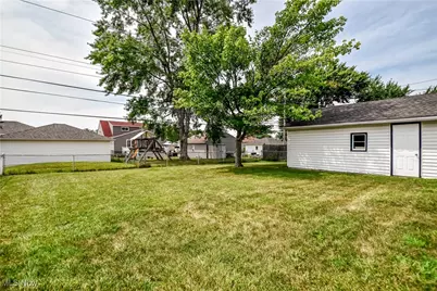 1842 Eldon Drive, Wickliffe, OH 44092 - Photo 33