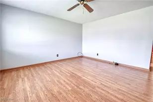 1842 Eldon Dr, Wickliffe, OH 44092 - Photo 3