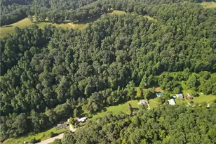422 Sand Ridge Rd, Millstone, WV 25261 - Photo 23