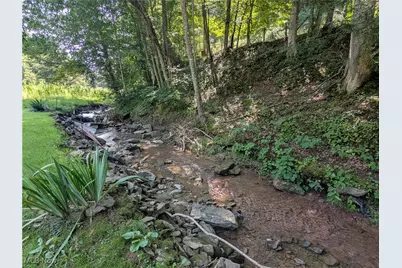422 Sand Ridge Road, Millstone, WV 25261 - Photo 9
