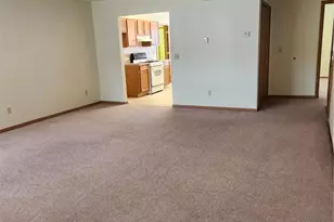 2954 Megan Cir, Youngstown, OH 44505 - Photo 3