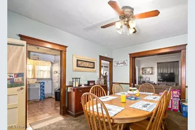 140 W Summit Street, Alliance, OH 44601 - Photo 5