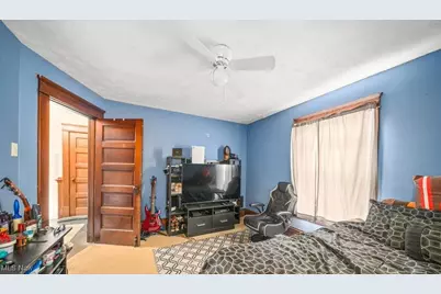 140 W Summit Street, Alliance, OH 44601 - Photo 25