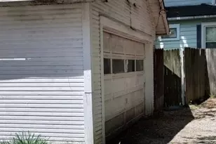 140 W Summit St, Alliance, OH 44601 - Photo 35