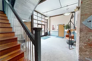 1260 W 4th St, Loveland, OH 44113 - Photo 5