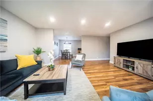 310 Essex Rd, Vermilion, OH 44089 - Photo 3