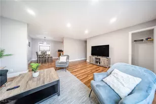 310 Essex Rd, Vermilion, OH 44089 - Photo 9