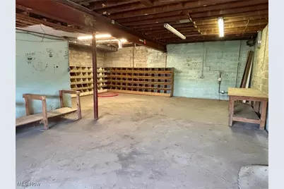 899 Canton Road, Akron, OH 44312 - Photo 17