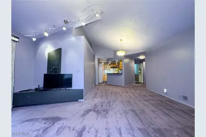 3811 Northwoods Court NE, Warren, OH 44483 - Photo 5