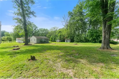 17632 Laurel Avenue, Lake Milton, OH 44429 - Photo 7