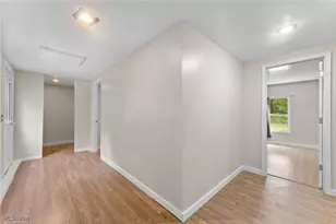 17632 Laurel Ave, Lake Milton, OH 44429 - Photo 21