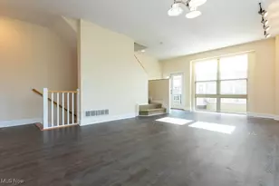 12581 Larchmere Blvd, Loveland, OH 44120 - Photo 9