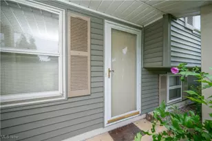 2211 Penny Ln, Austintown, OH 44515 - Photo 7