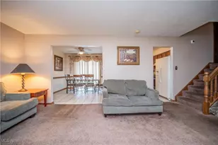 2211 Penny Ln, Austintown, OH 44515 - Photo 15