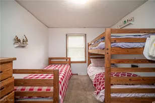 2211 Penny Ln, Austintown, OH 44515 - Photo 25